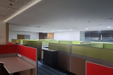 Sapura Mines - Contemporary Move-In Ready Office 