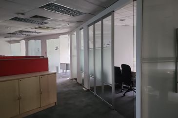 Sapura Mines - Contemporary Move-In Ready Office 