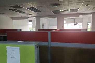 Sapura Mines - Contemporary Move-In Ready Office 