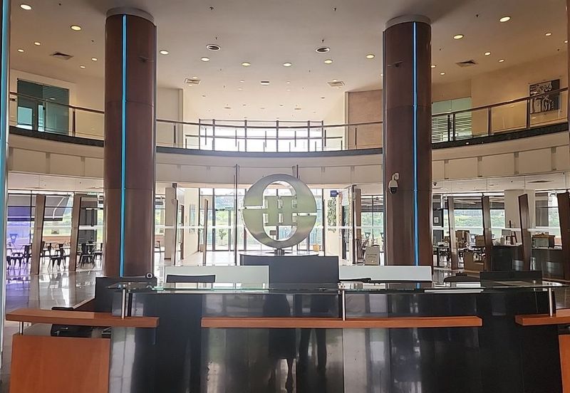 Sapura Mines - Clean and Modern Office Space with Lake View