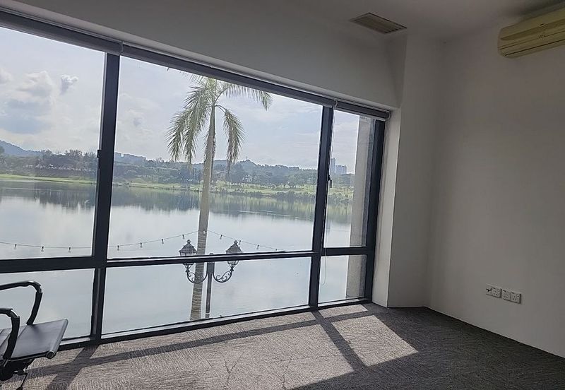 Sapura Mines - Clean and Modern Office Space with Lake View