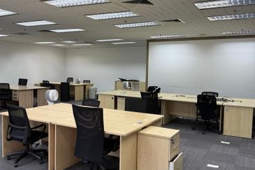 Menara HLX (formerly Menara HLA)