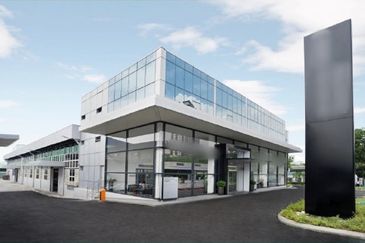 Premium Showroom For Rent (3S Car Showroom) Bukit Jalil Kinrara