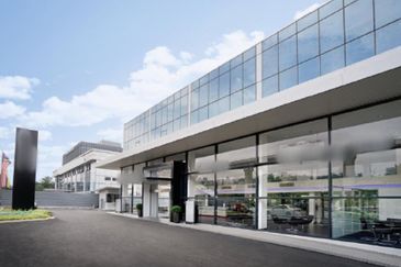 Premium Showroom For Rent (3S Car Showroom) Bukit Jalil Kinrara