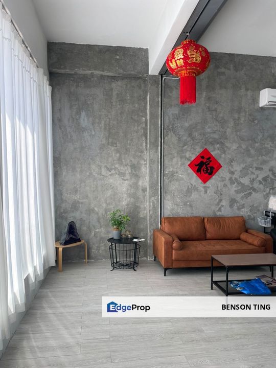 Taipan Business Centre - Well-Maintained Partially Fitted Office for Rent, Selangor, Subang Jaya