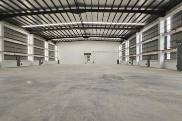Kajang NEW FREEHOLD Cluster Factory For Sale!!
