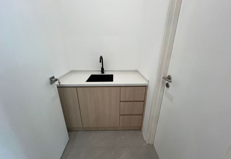 The Vertical Business Suites