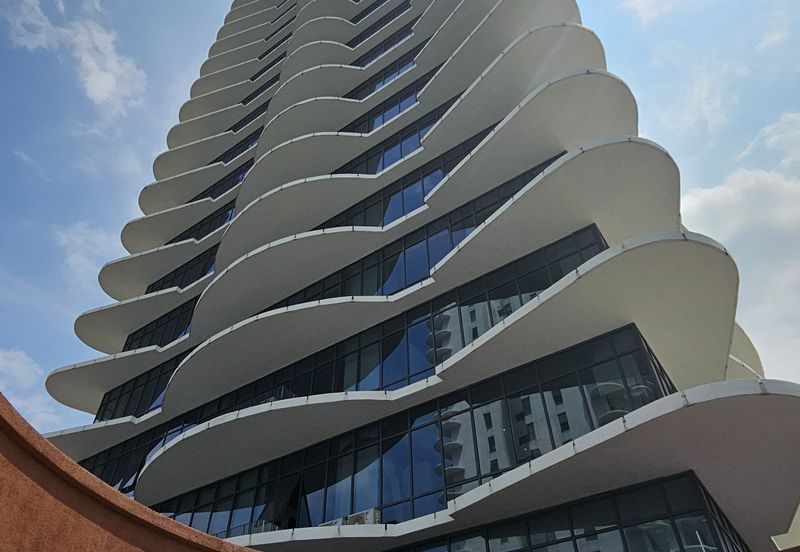 Menara KLGCC - Luxurious, Modern & Strategic Office W/ Bright View