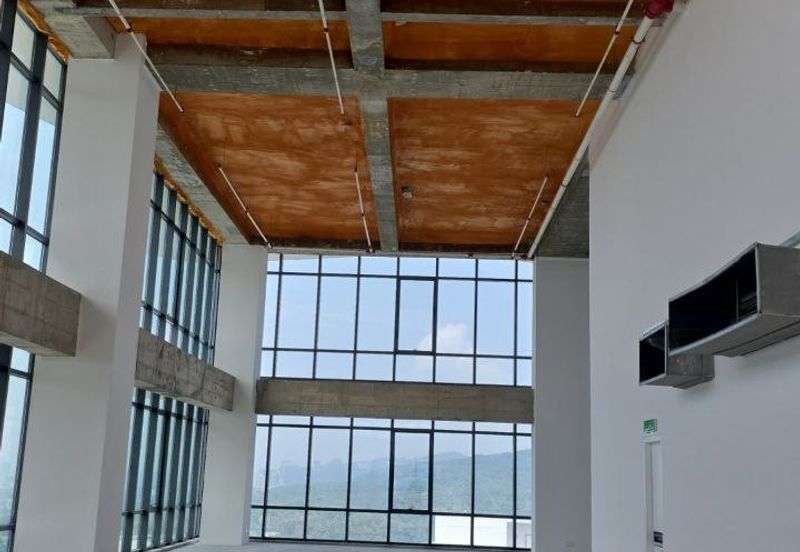 Menara KLGCC - Luxurious, Modern & Strategic Office W/ Bright View