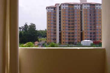 BANDAR UNI. TEKN. LAGENDA (SRI PALMA VILLA)