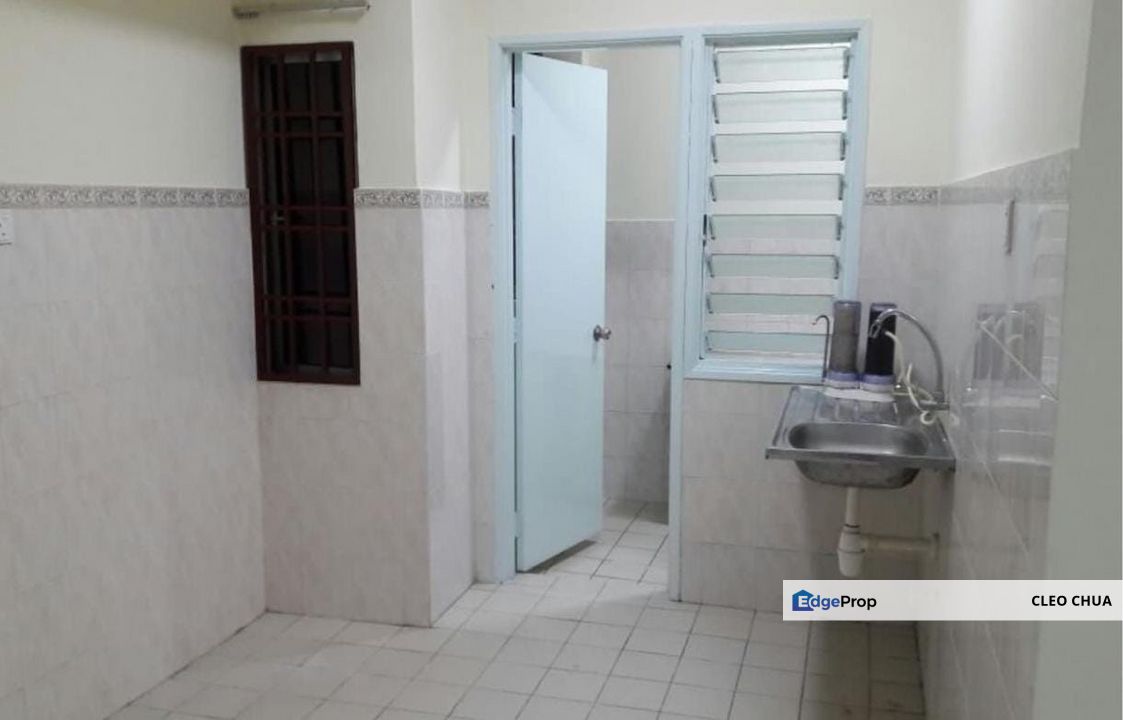 Cornerlot Unit in Pelangi Damansara To Let, Selangor, Kota Damansara