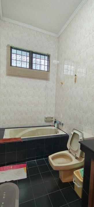 Single Storey Bungalow For Sale in Taman Tasik Seremban, Negeri Sembilan, Seremban