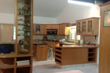 1.5-storey Terraced House For Sale