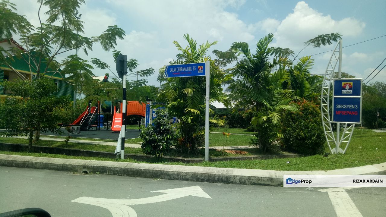 Double Storey Terrace At Kg Abu Bakar Baginda, Sg. Merab/Bangi, Selangor, Kajang