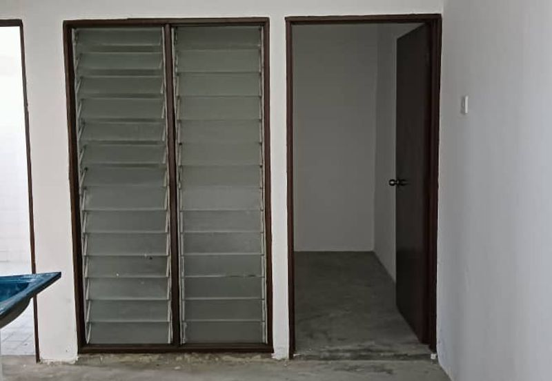 One and a half storey semi detached factory (ISDF 1.5) for sale in Masjid Tanah, Alor Gajah, Melaka