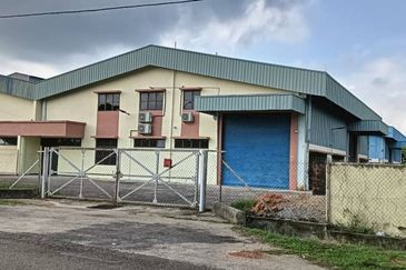 One and a half storey semi detached factory (ISDF 1.5) for sale in Masjid Tanah, Alor Gajah, Melaka
