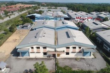 One and a half storey semi detached factory (ISDF 1.5) for sale in Masjid Tanah, Alor Gajah, Melaka