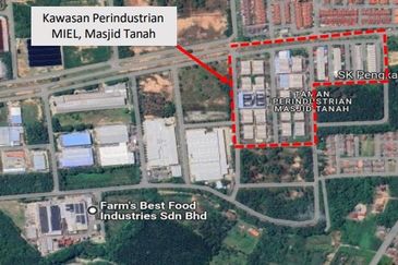 One and a half storey semi detached factory (ISDF 1.5) for sale in Masjid Tanah, Alor Gajah, Melaka