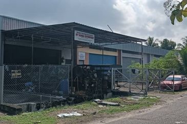 Single storey terrace factory for sale in Masjid Tanah, Alor Gajah