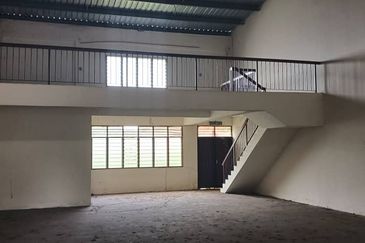 Single storey terrace factory for sale in Masjid Tanah, Alor Gajah