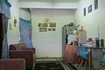 Rumah teres 1 tingkat untuk dijual di Taman Green View, Pasir Panjang, Port Dickson, Negeri Sembilan