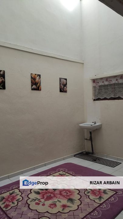 Rumah satu (1) tingkat berhampiran masjid di Batu Berendam, Melaka Tengah untuk dijual, Melaka, Batu Berendam