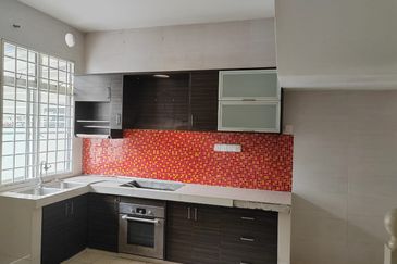 2-Storey House @ Section 10, Putra Permai ,Putra Heights for Sale