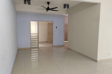 2-Storey House @ Section 10, Putra Permai ,Putra Heights for Sale