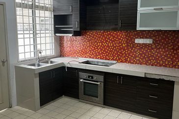 2-Storey House @ Section 10, Putra Permai ,Putra Heights for Sale