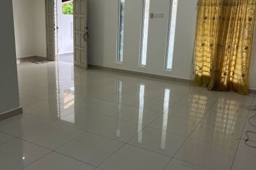 2-Storey House @ Section 10, Putra Permai ,Putra Heights for Sale