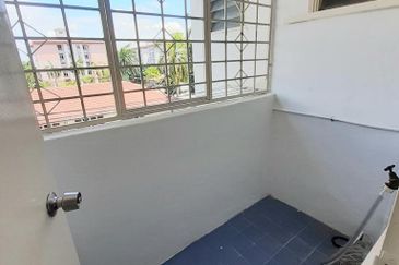 Subang Perdana Court 9 for rental