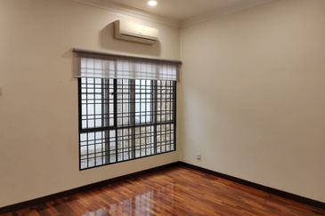 Jalan Putra Mahkota 7/3 I