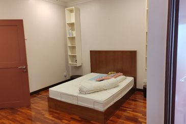 Jalan Putra Mahkota 7/3 I