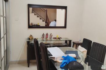 Jalan Putra Mahkota 7/3 I