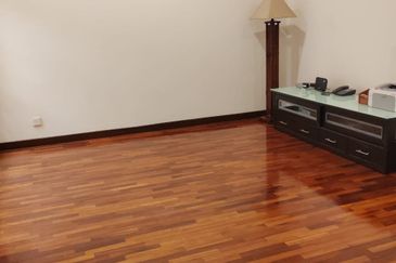 Jalan Putra Mahkota 7/3 I