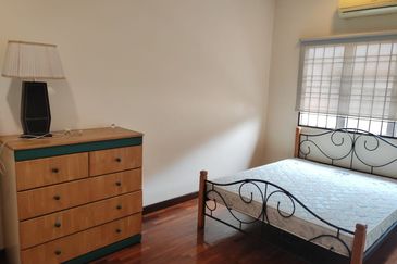 Jalan Putra Mahkota 7/3 I