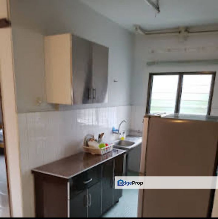 Subang Perdana Court 8, Subang Jaya, Selangor, USJ