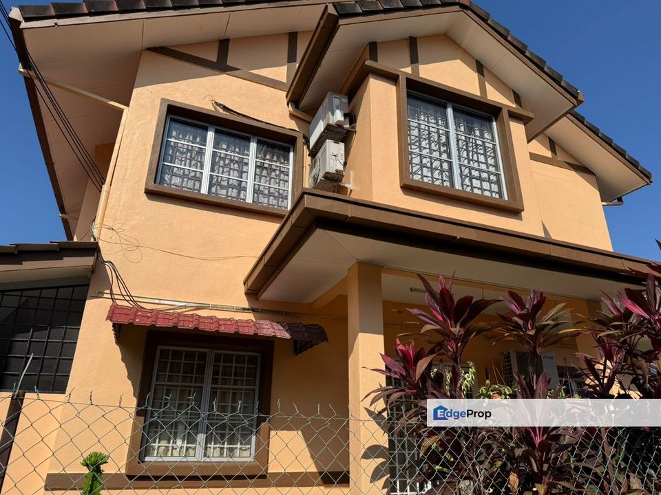 PUTRA BAHAGIA SEC 8 END LOT WITH LAND, Selangor, Putra Heights