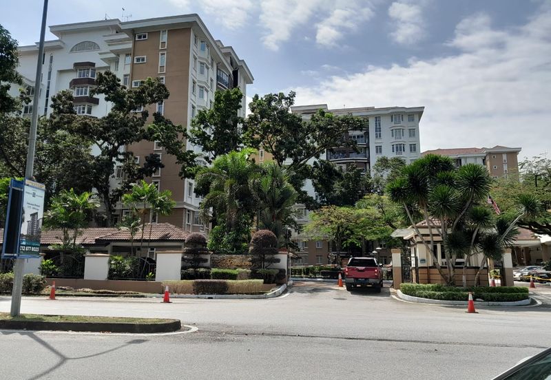 Bungaraya Kondominium, Saujana Subang