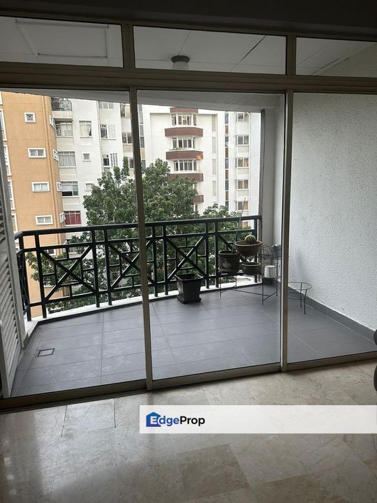 Bungaraya Condominium, Saujana  Resort , Selangor, Saujana 