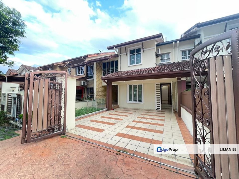 Superlink 26x75 Newly Painted unit in Putra Heights, Sec 9 For Rental, Selangor, Putra Heights