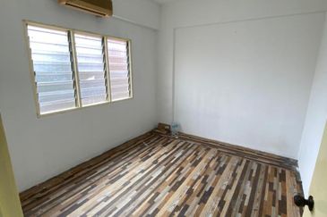 Flat Taman Bukit Mewah Fasa 6