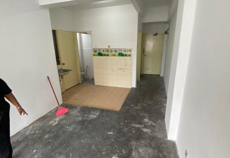 Flat Taman Bukit Mewah Fasa 6