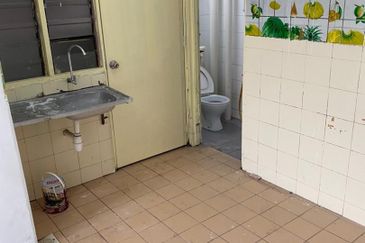 Flat Taman Bukit Mewah Fasa 6