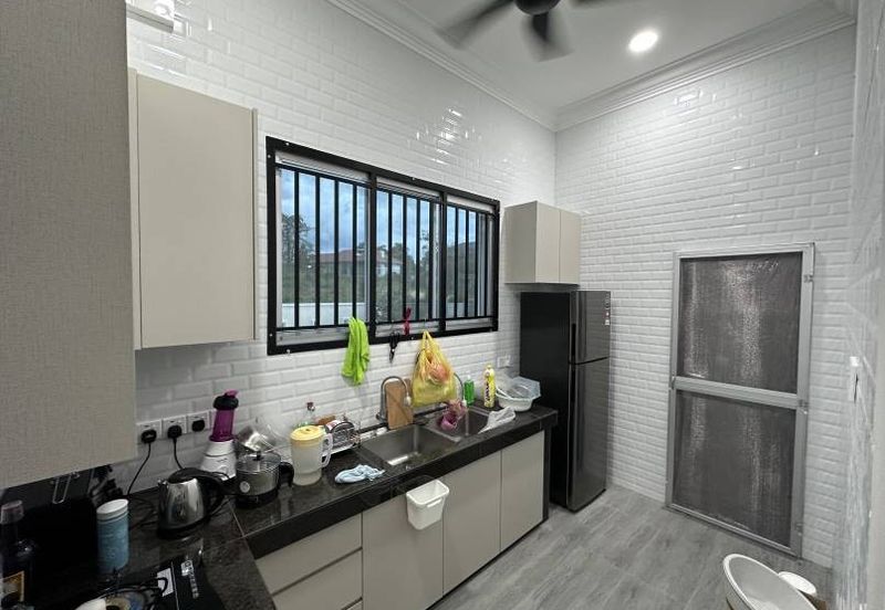 College Heights Garden Resort