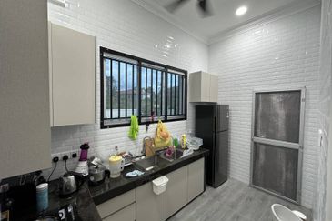 College Heights Garden Resort