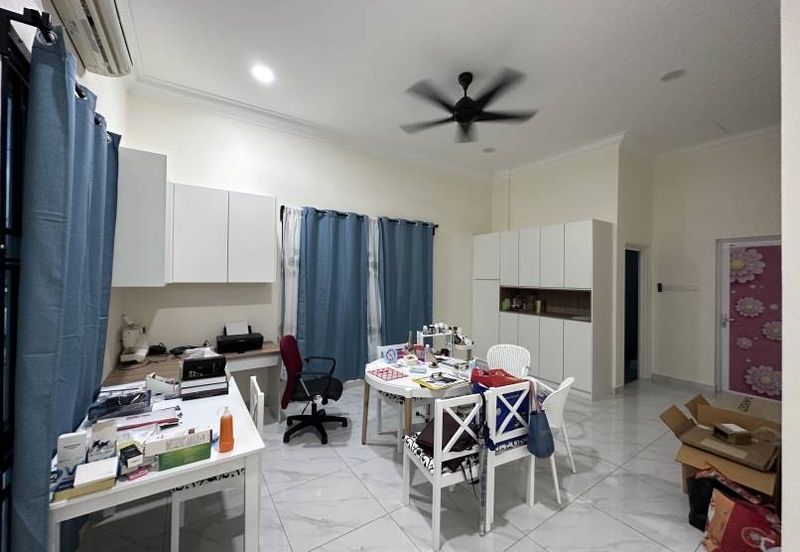 College Heights Garden Resort