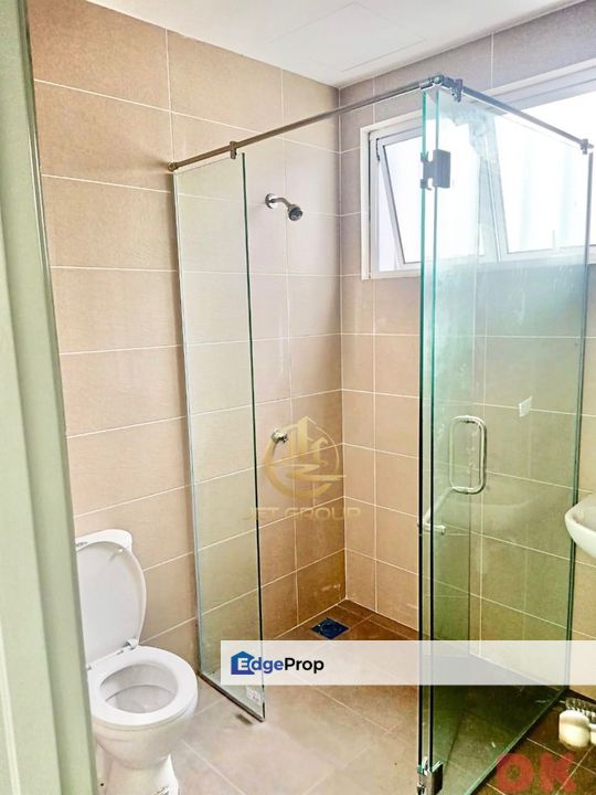 ((SOLD)) 3 Storey Semi D!! Hill Top Taman Pinggiran Mahkota Cheras 38x75, Selangor, Cheras South