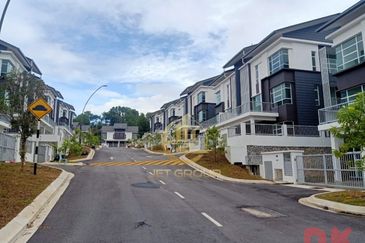 Taman Pinggiran Mahkota