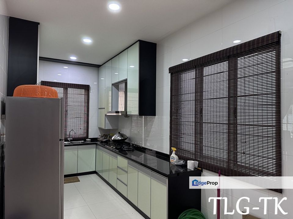 ((SOLD)) Hill Top Good Feng Sui!! 3 Storey Bungalow 55x75 Ridgeview Kajang, Selangor, Kajang